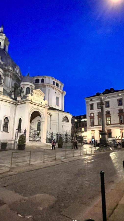 Al Bicerin Apartment, In Historical Center Of Turin Exteriör bild