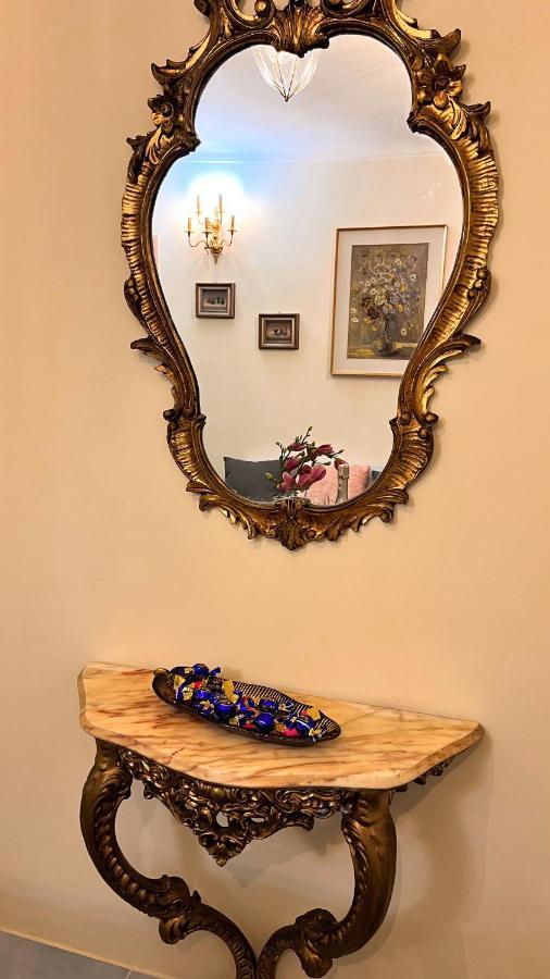 Al Bicerin Apartment, In Historical Center Of Turin Exteriör bild